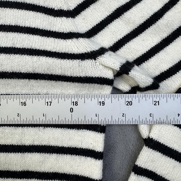 J Crew Sweater Womens Medium White Black Striped Wool Blend Bell Sleeve Pullover - Picture 5 of 11